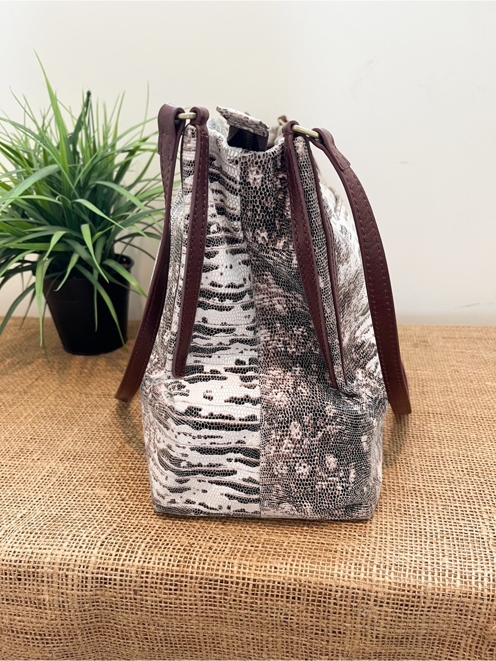 Hobo Bantam Lizard Print Satchel - Picture 5 of 11